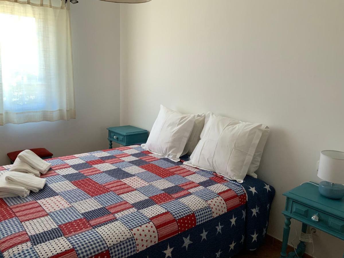 Guest House Alfarrobeiras アルブフェイラ エクステリア 写真